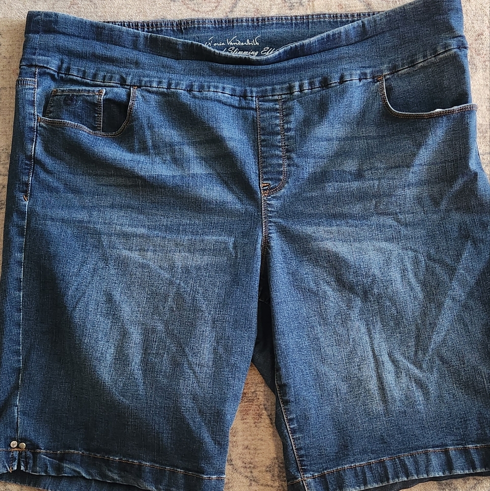 Gloria Vanderbilt Women's Blue Jean Shorts